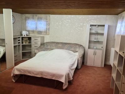 M&ouml;blierter Bungalow in Frankfurt-Berkersheim &ndash; Ideal f&uuml;r Business & Wohnen auf Zeit (All-Inclusive)