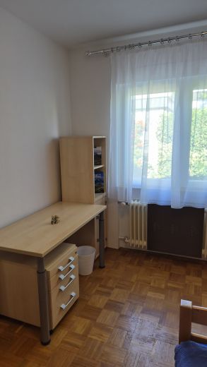 M&ouml;blierter Bungalow in Frankfurt-Berkersheim &ndash; Ideal f&uuml;r Business & Wohnen auf Zeit (All-Inclusive)