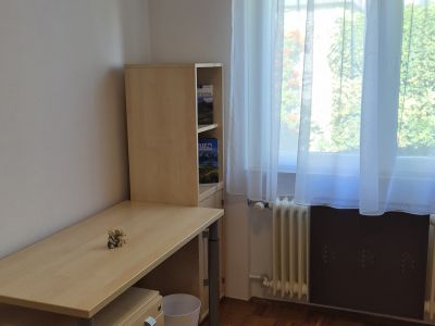 M&ouml;blierter Bungalow in Frankfurt-Berkersheim &ndash; Ideal f&uuml;r Business & Wohnen auf Zeit (All-Inclusive)