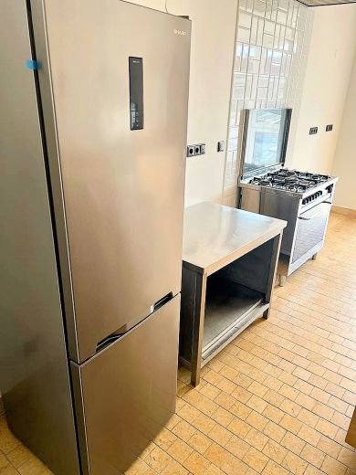 Unterbilk: Helle 3-Zimmer-Wohnung mit Sauna und Kamin