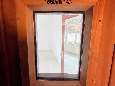 Unterbilk: Helle 3-Zimmer-Wohnung mit Sauna und Kamin