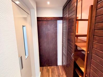 Unterbilk: Helle 3-Zimmer-Wohnung mit Sauna und Kamin
