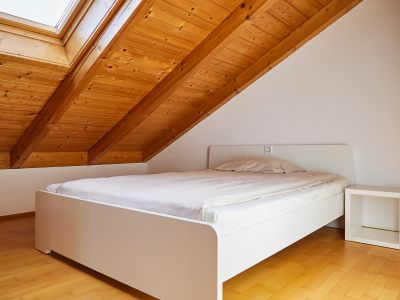 M&ouml;biliertes Apartment mit Balkon in Gro&szlig;karolinenfeld