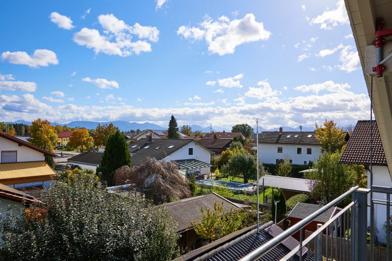 M&ouml;biliertes Apartment mit Balkon in Gro&szlig;karolinenfeld