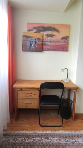 heller Arbeitsplatz