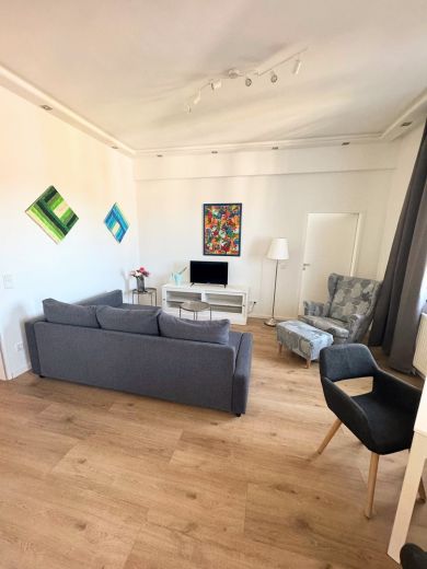 F&uuml;rstenwall: komplett saniertes 2-Zimmer-Apartment im Hinterhof