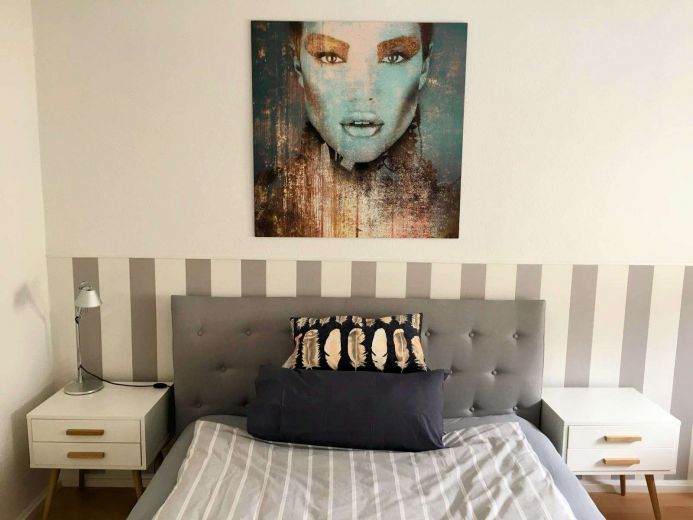 Oberkassel: Top 2-Zimmer-Wohnung mit Balkon