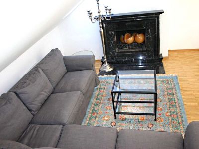 Penthouse-Loft-Wohnung &uuml;ber zwei Ebenen in Toplage von Oberkassel