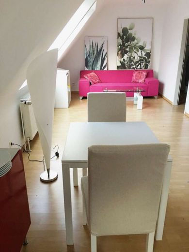 Schicke Wohnung in Krefeld, Stadtteil Inrath