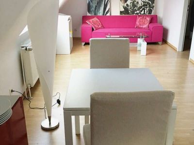 Schicke Wohnung in Krefeld, Stadtteil Inrath