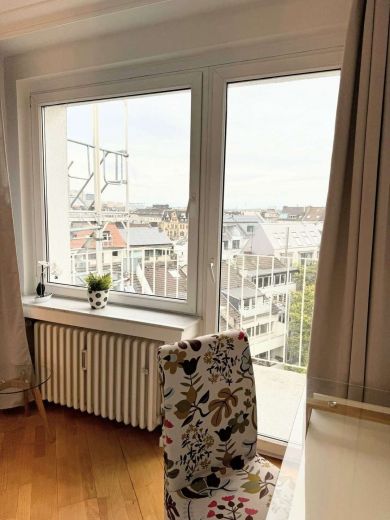 5 Zimmer-Wohnung mit Dachterrasse