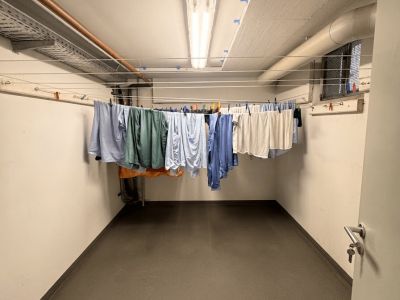 Oberkassel: 2-Zimmmer- Wohnung mit Stellplatz