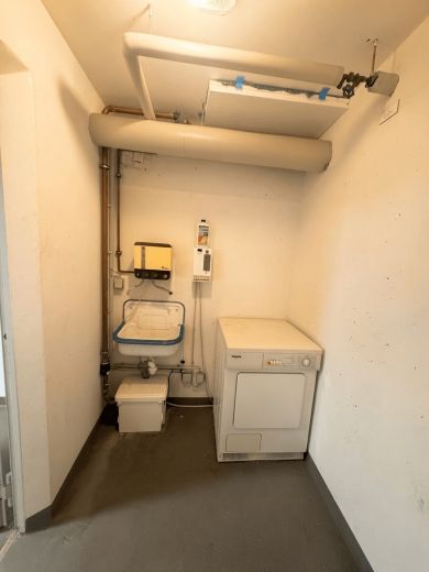 Oberkassel: 2-Zimmmer- Wohnung mit Stellplatz