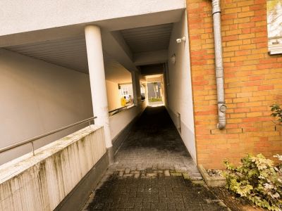 Oberkassel: 2-Zimmmer- Wohnung mit Stellplatz