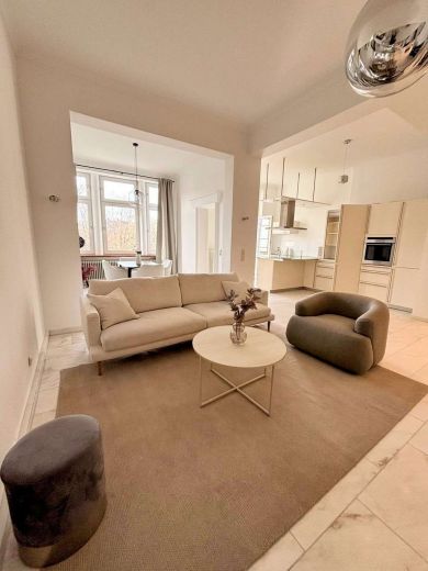 Supersch&ouml;nne 3,5-Zimmer-Wohnung mit Sonnenterrasse und Stellplatz