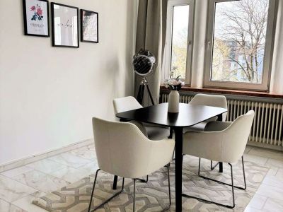 Supersch&ouml;nne 3,5-Zimmer-Wohnung mit Sonnenterrasse und Stellplatz
