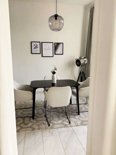 Supersch&ouml;nne 3,5-Zimmer-Wohnung mit Sonnenterrasse und Stellplatz