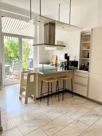 Supersch&ouml;nne 3,5-Zimmer-Wohnung mit Sonnenterrasse und Stellplatz