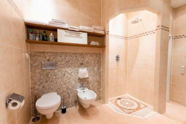 Supersch&ouml;nne 3,5-Zimmer-Wohnung mit Sonnenterrasse und Stellplatz