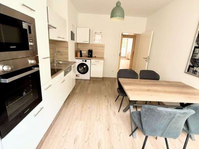 Pempelfort: Stylische 3-Zimmer-Wohnung