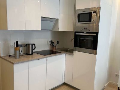 F&uuml;rstenwall: komplett sanierte 2-Zimmer-Wohnung