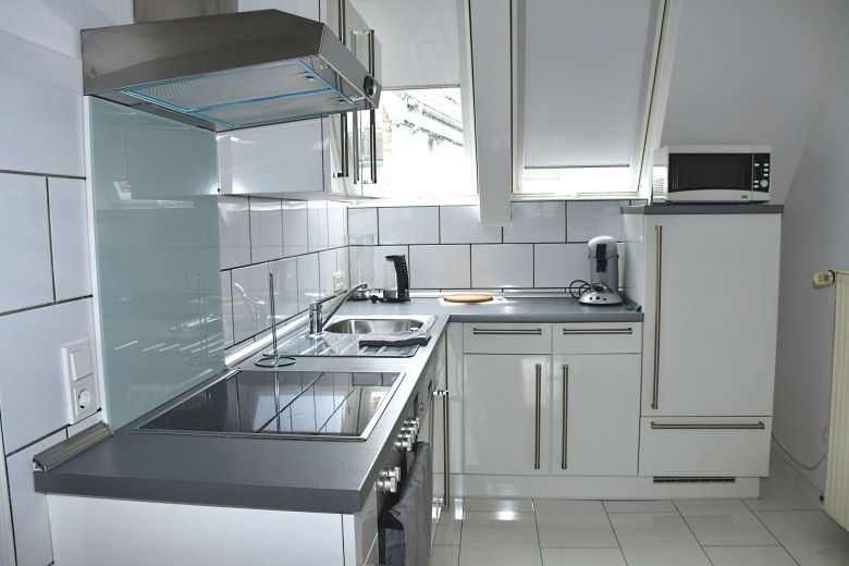 Pempelfort: 2 Zimmer-Maisonette-Apartment