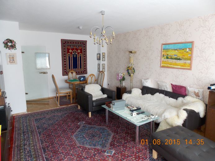 Helle, m&ouml;blierte Wohnung in ruhiger, gr&uuml;ner, zentraler Innenstadtlage