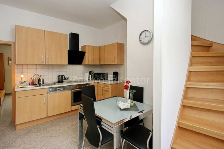 ZeitwohnKontor: Modern in ruhiger Lage mit guten Anschluss, WLAN und PKW-Stellplatz