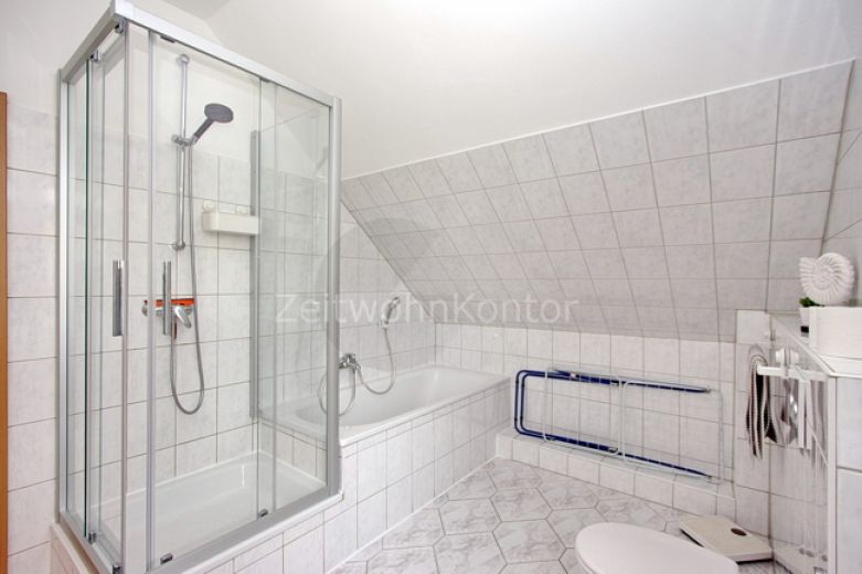 ZeitwohnKontor: Modern in ruhiger Lage mit guten Anschluss, WLAN und PKW-Stellplatz