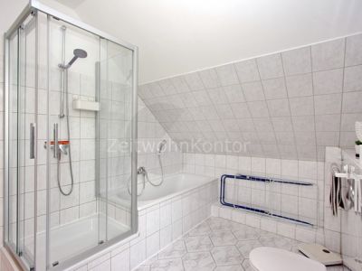 ZeitwohnKontor: Modern in ruhiger Lage mit guten Anschluss, WLAN und PKW-Stellplatz