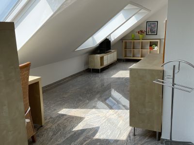Voll m&ouml;blierte DG-Wohnung 55 m&sup2; in Reinbek
