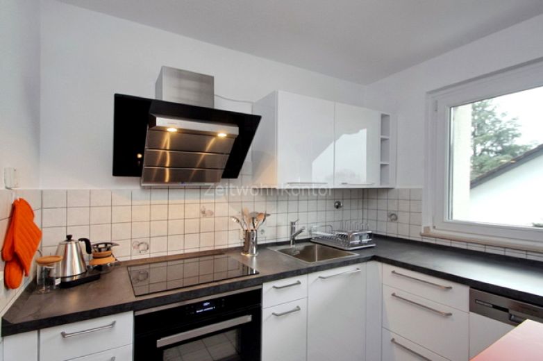 Schickes Apartment in ruhiger, guter Lage N&auml;he Ruhrufer, WLAN aktiv, mit Balkon / Chic apartment in a quiet, good location near the Ruhrufer, WiFi active, with balcony