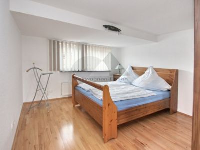 ZeitwohnKontor: Hochwertig im modernen Landhausstil: 2-Raumwhg mit Balkon in ruhiger, zentraler Lage