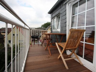 ZeitwohnKontor: Hochwertig im modernen Landhausstil: 2-Raumwhg mit Balkon in ruhiger, zentraler Lage