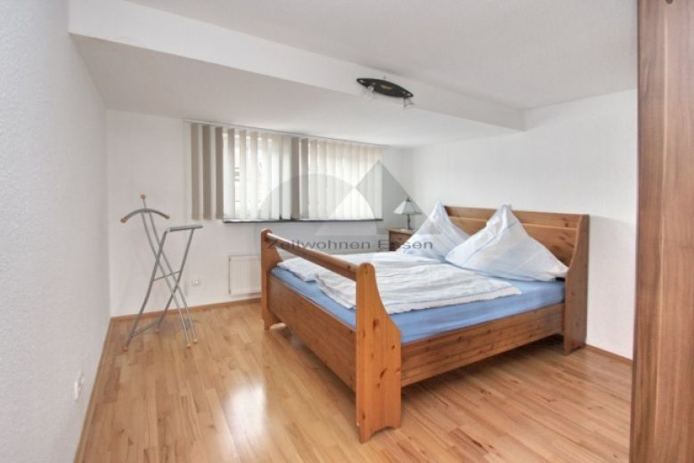 ZeitwohnKontor: Hochwertig im modernen Landhausstil: 2-Raumwhg mit Balkon in ruhiger, zentraler Lage