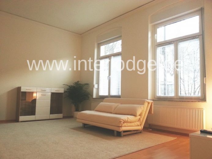 INTERLODGE Hochwertig, modern möblierte Wohnung in sanierter Jugendstilvilla in Essen-Rüttenscheid