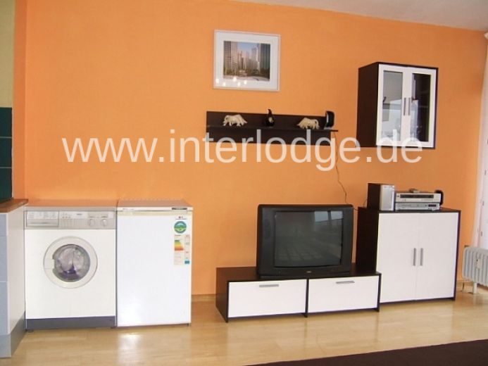 INTERLODGE: Wohnen im Himmel von Köln. Möblierte Wohnung mit Balkon und Garage in Köln-Sülz