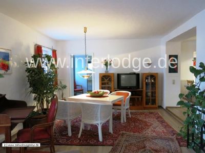 INTERLODGE Köln Rand - West Liblar: Gemütliche, möblierte Wohnung mit Terrasse und 2 Schlafräumen