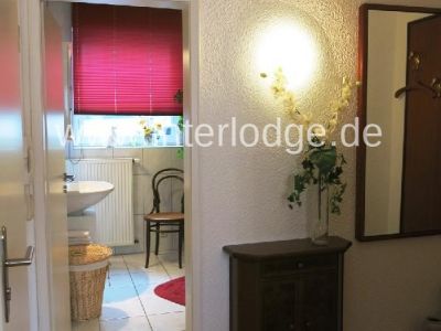 INTERLODGE Köln Rand - West Liblar: Gemütliche, möblierte Wohnung mit Terrasse und 2 Schlafräumen