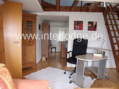 INTERLODGE Freundlich möblierte Wohnung mit Balkon in ruhiger Seitenstr. in Essen-Frohnhausen.