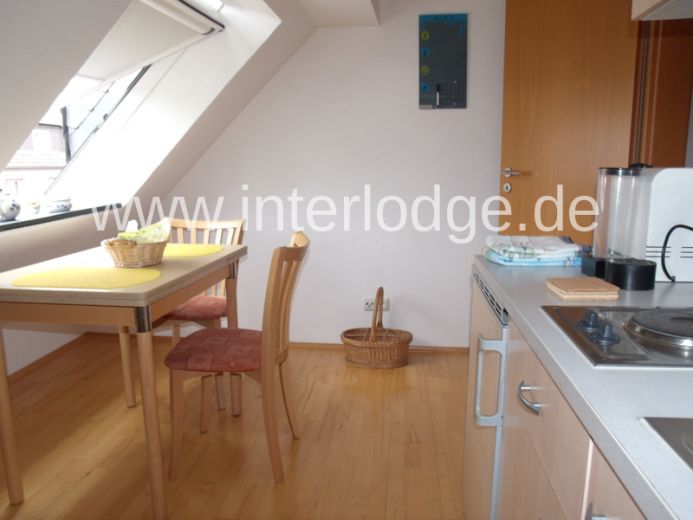 INTERLODGE Freundlich möblierte Wohnung mit Balkon in ruhiger Seitenstr. in Essen-Frohnhausen.